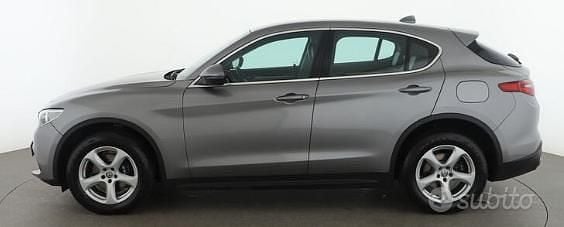 Usata Alfa Romeo Stelvio 280 CV (205 kW) 2016 SUV