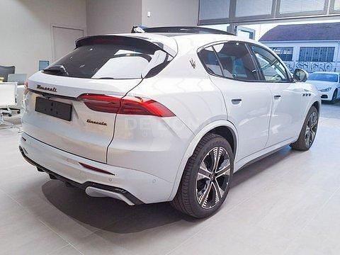 Nuova Maserati Grecale Folgore 409 kW (557 CV) 2026 Bianco SUV