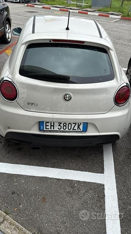 Usata Alfa Romeo MiTo 120 CV (88 kW) 2015 Utilitaria