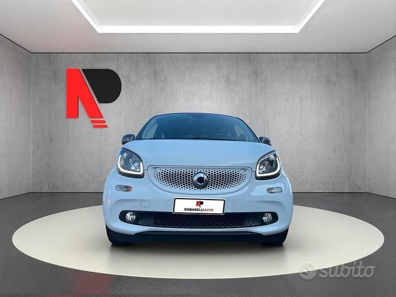Usata Smart ForFour Prime 71 CV (52 kW) 2019 Bianco Utilitaria
