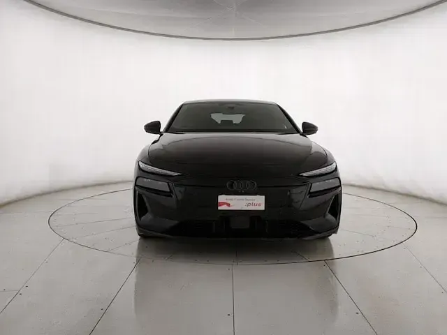 Usata Audi A6 e-tron S-Line 314 kW (428 CV) 2025 Nero mythos metallizzato Station wagon