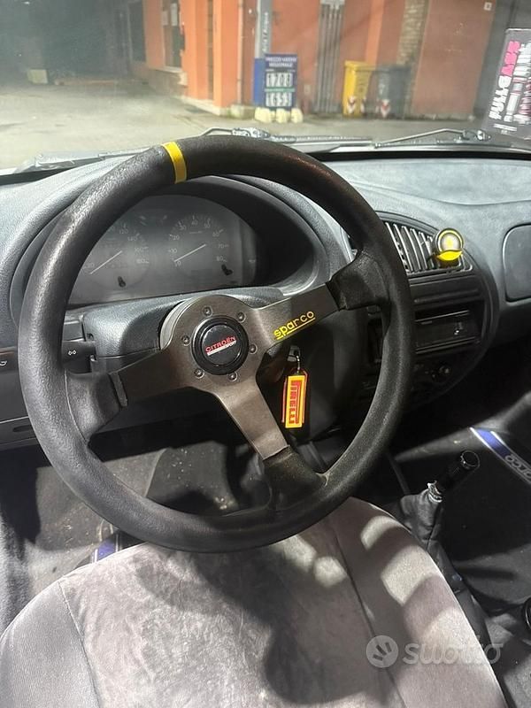 Usata Citroën Saxo Exclusive 60 CV (44 kW) 1997 Grigio Utilitaria