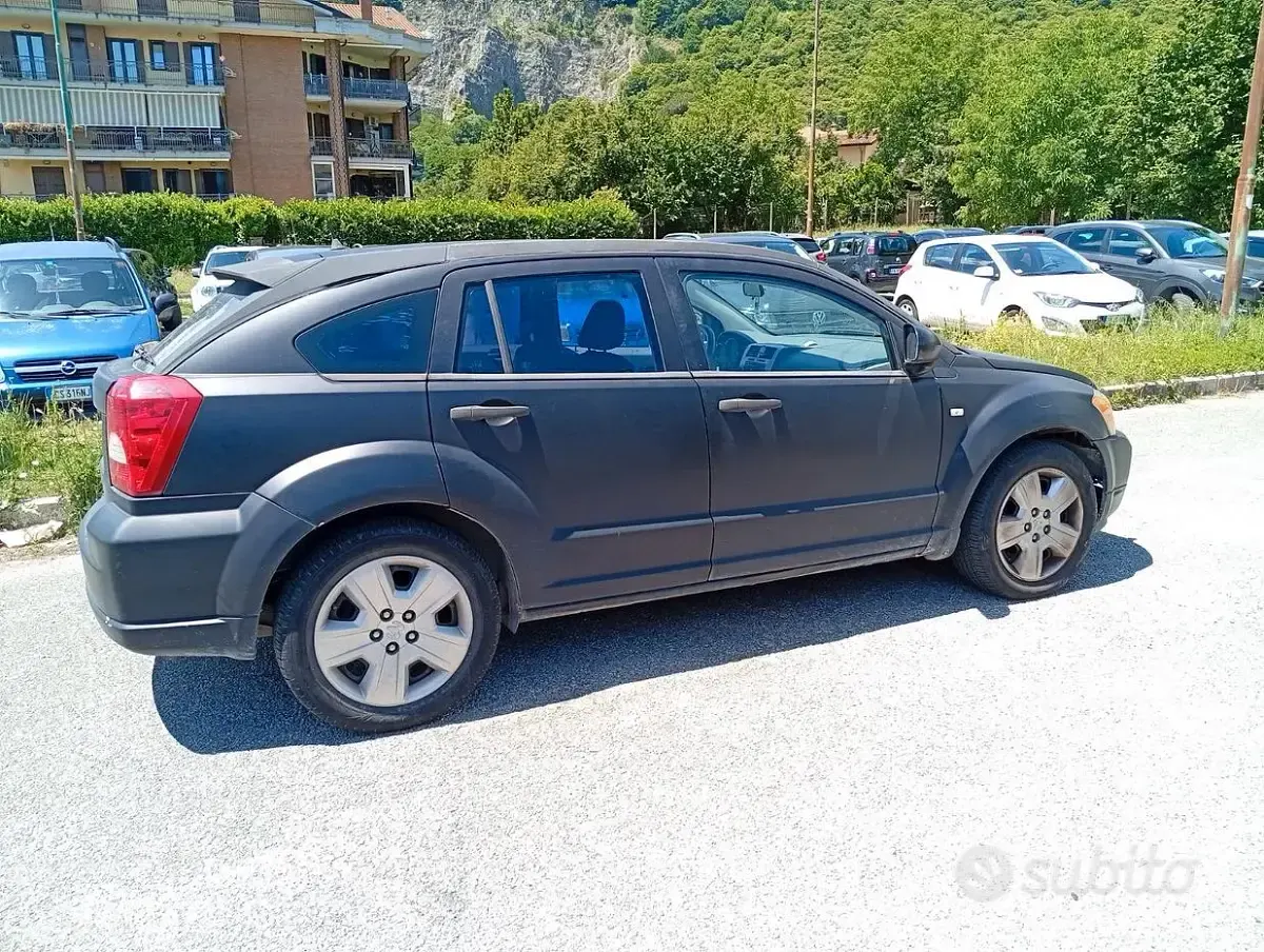 Usata Dodge Caliber 140 CV (102 kW) 2007 Utilitaria