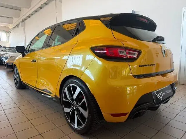 Usata Renault Clio Trophy 220 CV (161 kW) 2018 Giallo