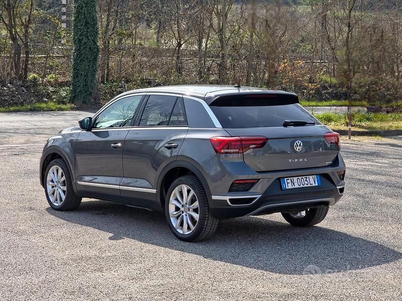 Usata VW T-Roc Advance 150 CV (110 kW) 2018 Grigio SUV