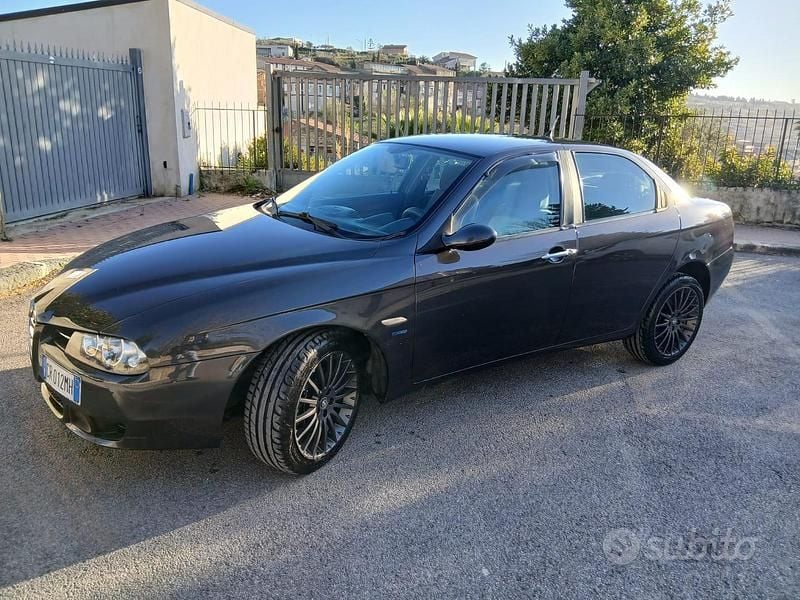 Usata Alfa Romeo 156 150 CV (110 kW) 2004 Berlina