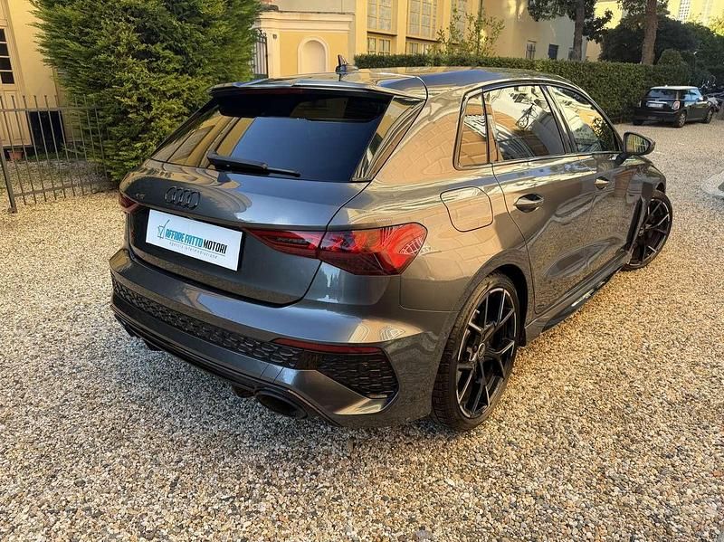 Usata Audi RS3 Ambiente 400 CV (294 kW) 2023 Grigio Berlina