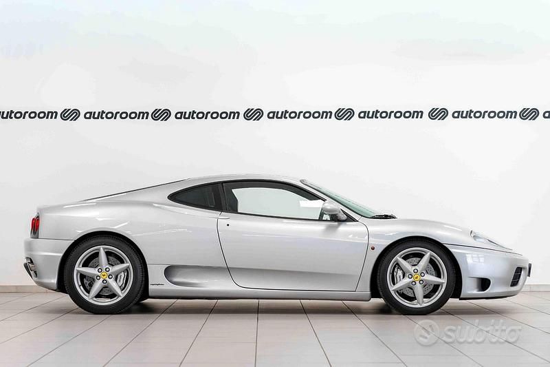 Usata Ferrari 360 400 CV (294 kW) 2003 Grigio Coupé