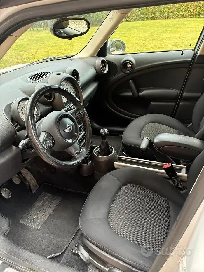 Usata Mini Countryman 90 CV (66 kW) 2012 Bianco SUV
