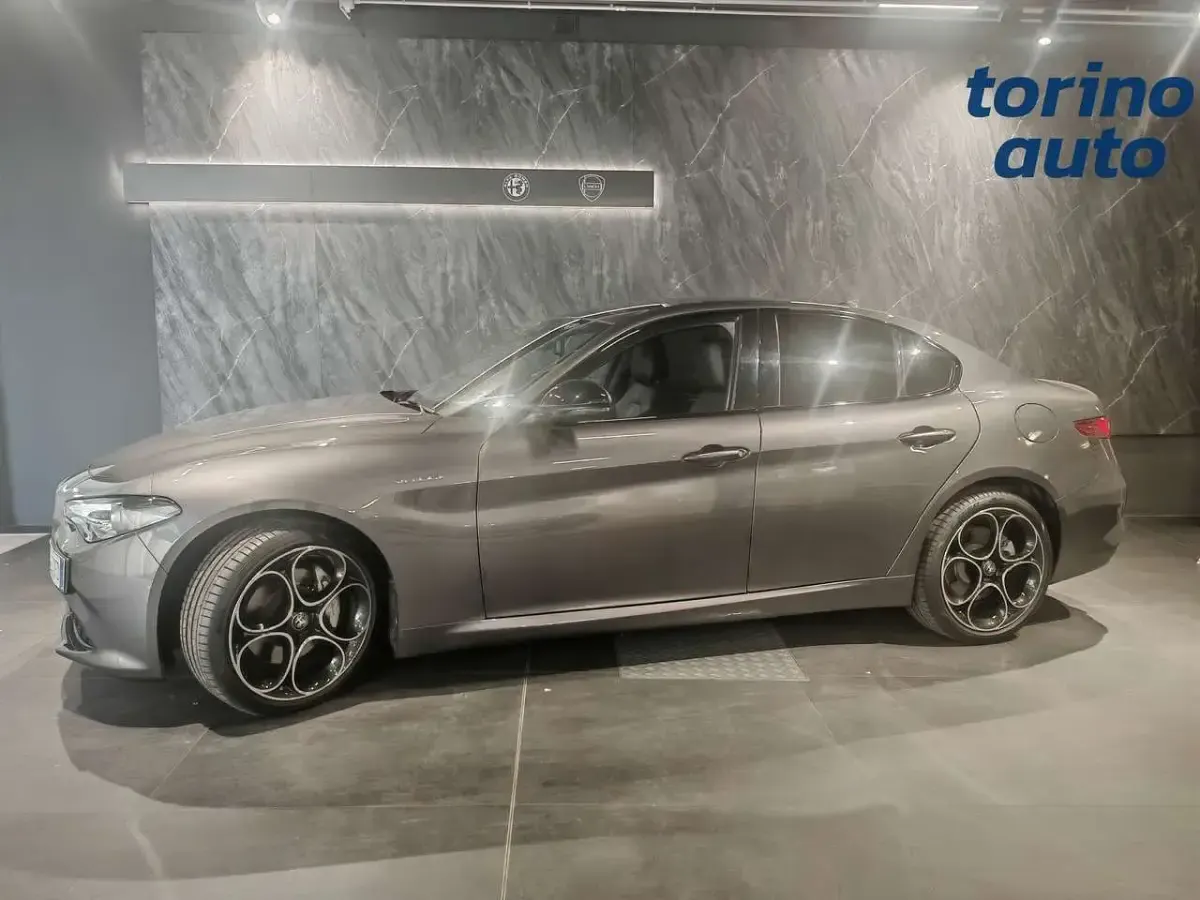 Brugt Alfa Romeo Giulia Veloce 209 HK (153 kW) 2022 Grå Sedan