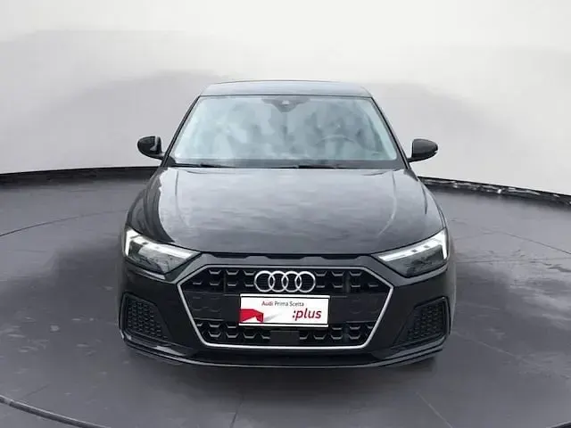 Begagnad Audi A1 Sportback Admired 95 HK (69 kW) 2019 Svart Halvkombi