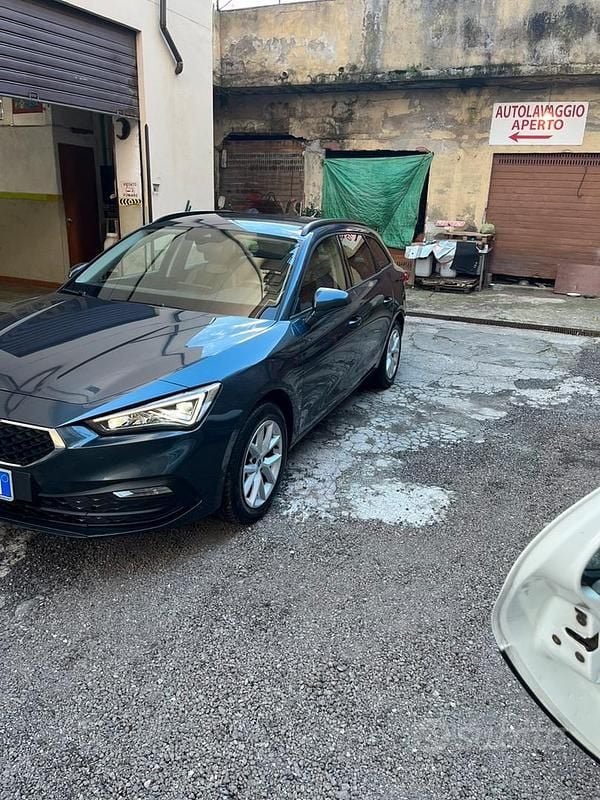 Usata Seat Leon ST 115 CV (84 kW) 2021 Grigio Station wagon