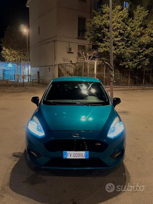 Usata Ford Fiesta ST-Line 86 CV (63 kW) 2019 Verde Berlina