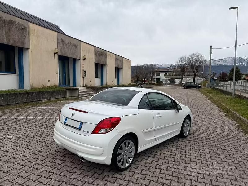 Usata Peugeot 207 CC 108 CV (79 kW) 2010 Bianco Cabrio