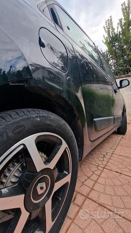 Usata Renault Twingo 69 CV (50 kW) 2019 Nero Utilitaria
