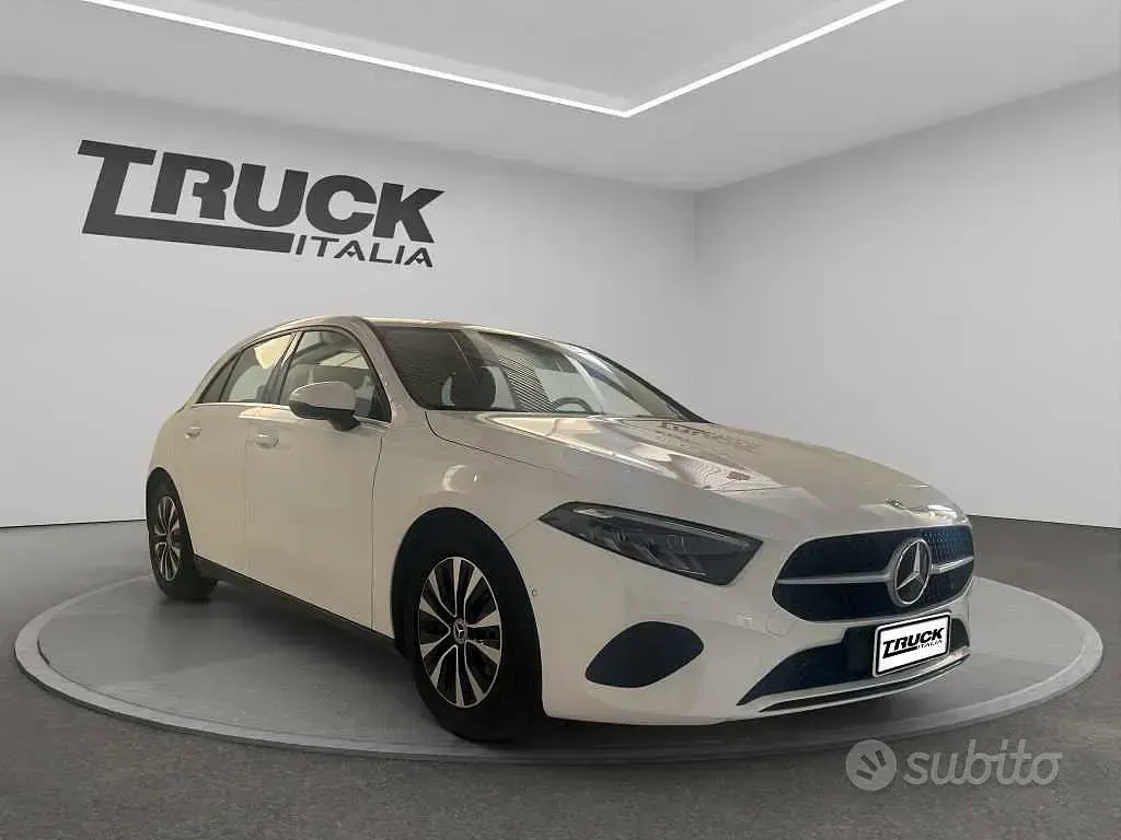 Usata Mercedes A180 Advanced 116 CV (85 kW) 2025 Bianco Berlina