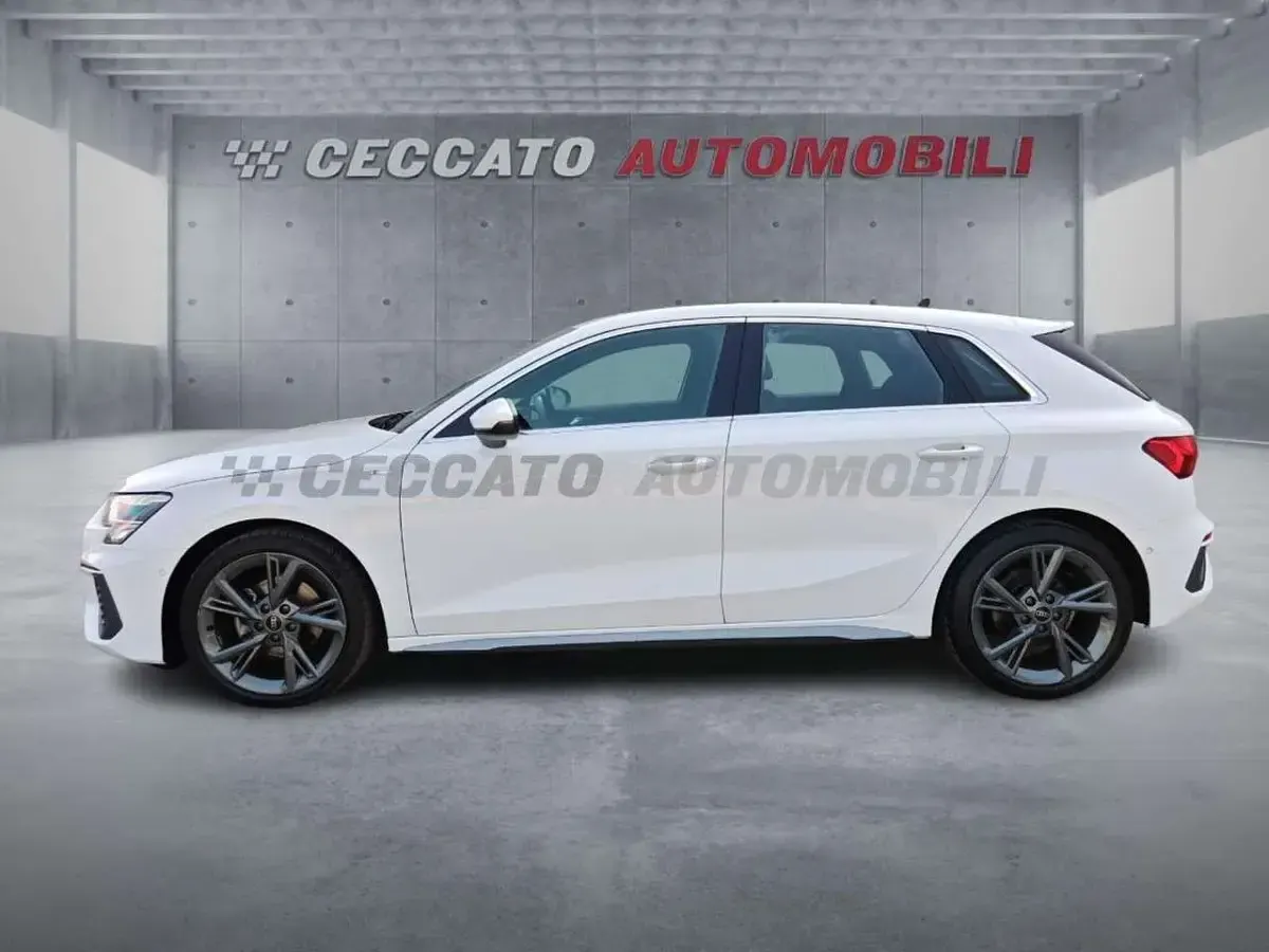 Usata Audi A3 S-Line 116 CV (85 kW) 2024 Bianco Berlina