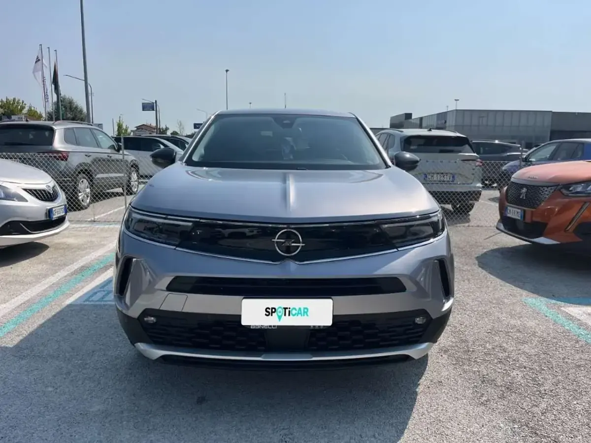 Usata Opel Mokka Elegance 101 CV (74 kW) 2023 Bianco SUV