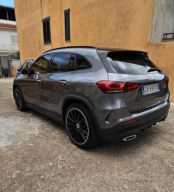Usata Mercedes GLA200 Premium 2021 Grigio SUV