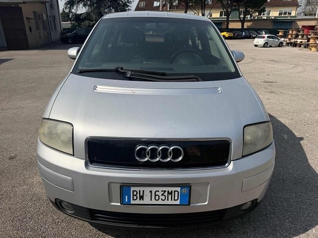 Usata Audi A2 74 CV (54 kW) 2002 Grigio Utilitaria