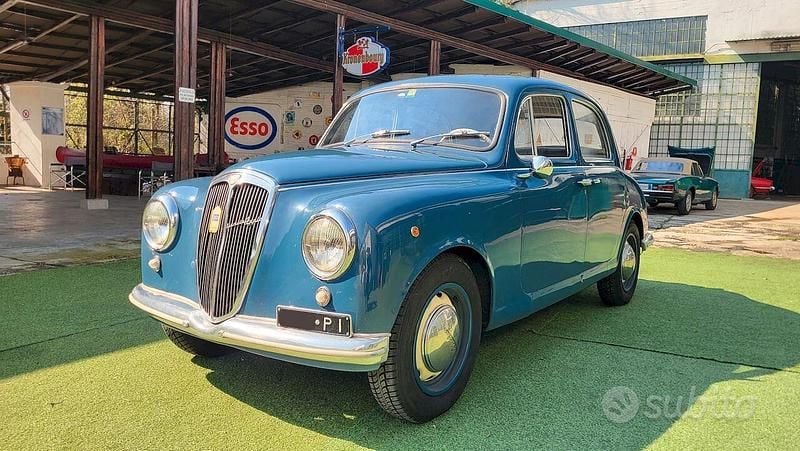 Usata Lancia Appia 1950 Blu Berlina