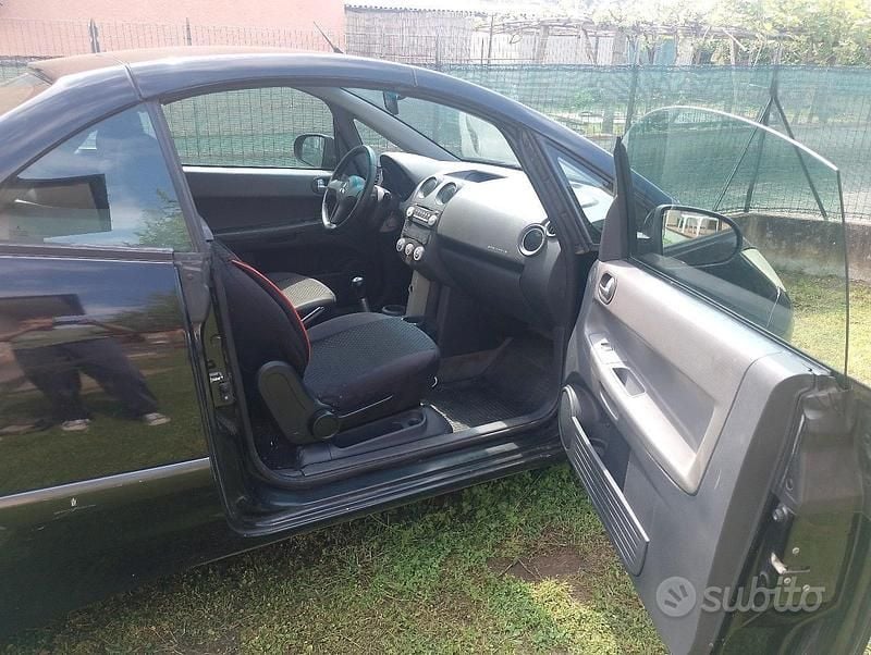 Usata Mitsubishi Colt 109 CV (80 kW) 2008 Nero Cabrio