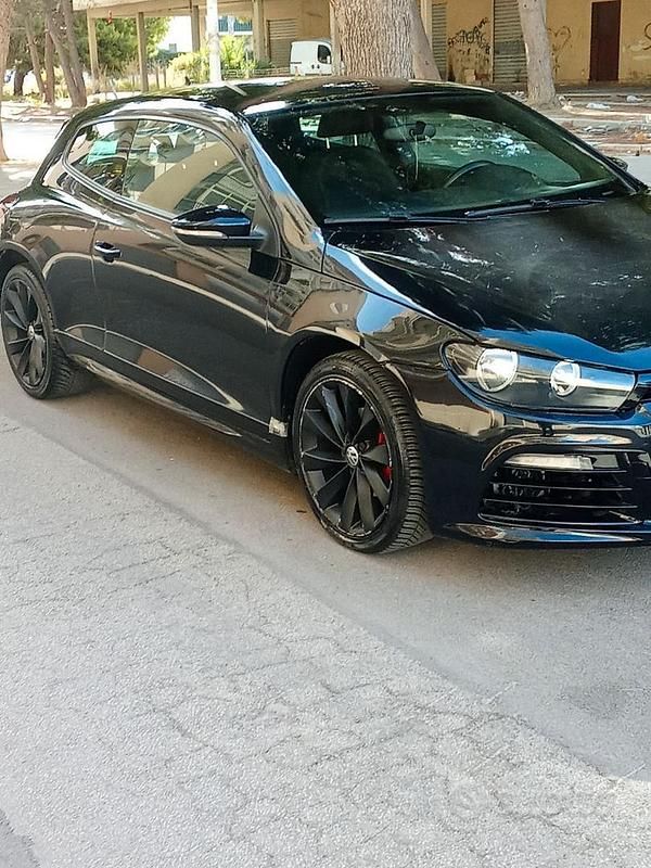 Nero Usata 2010 VW Scirocco Coupé | 6000 € (Buon prezzo) - Immagine 1/4