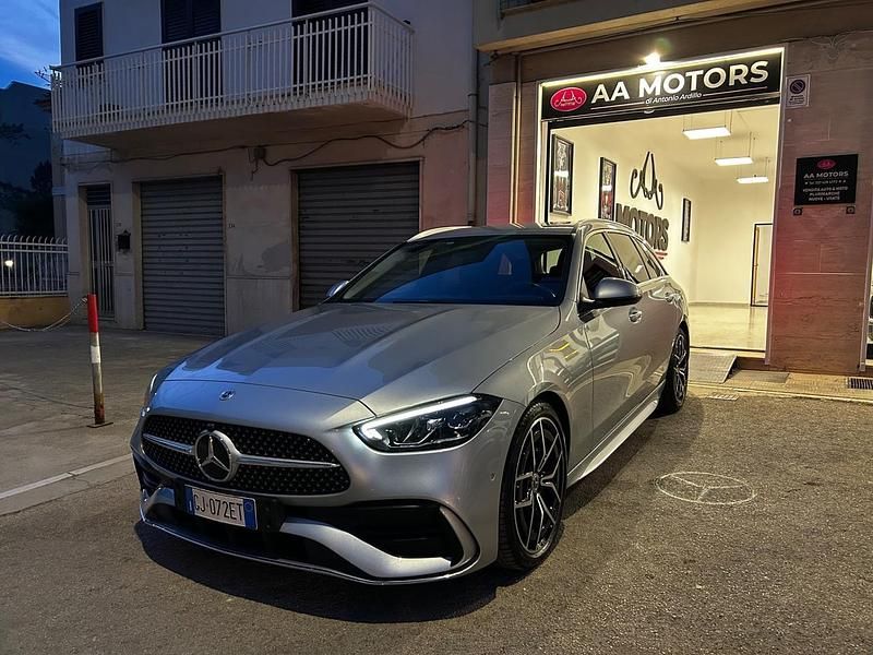 Usata Mercedes C220 Premium 199 CV (146 kW) 2022 Argento Station wagon