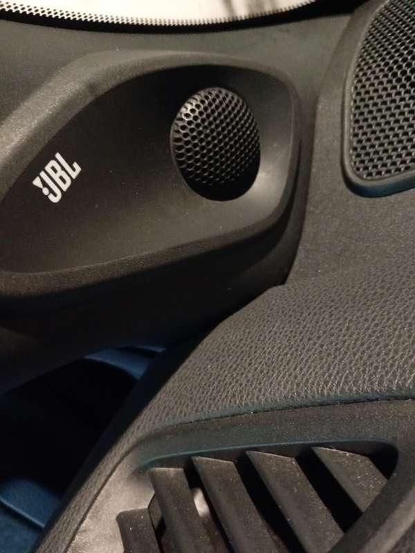 Usata Toyota Yaris Hybrid Lounge 92 CV (67 kW) 2021 Nero Berlina