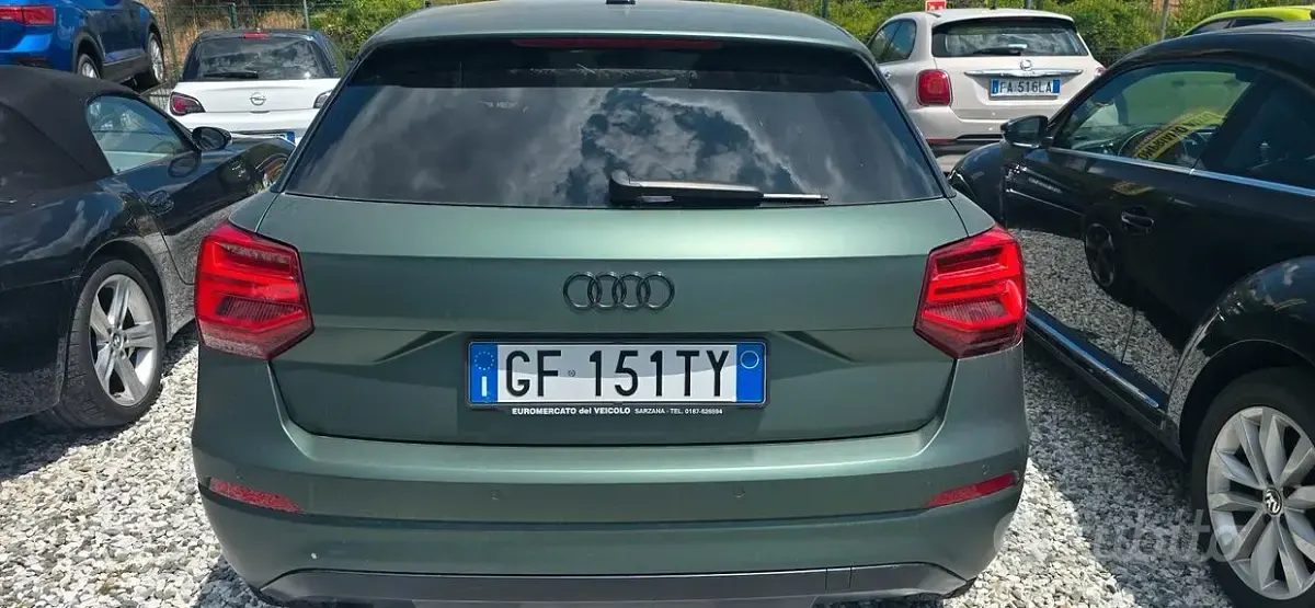 Usata Audi Q2 Admired 116 CV (85 kW) 2020 Verde SUV