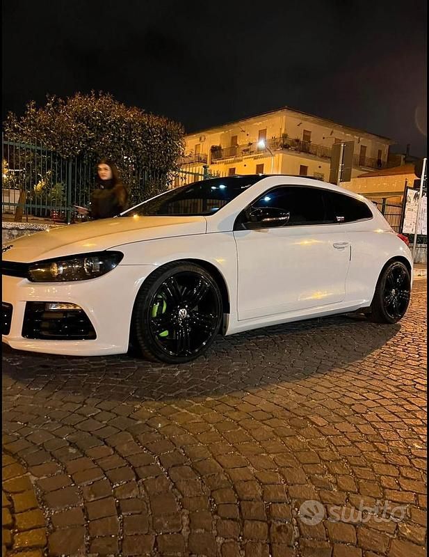Usata VW Scirocco R 265 CV (194 kW) 2011