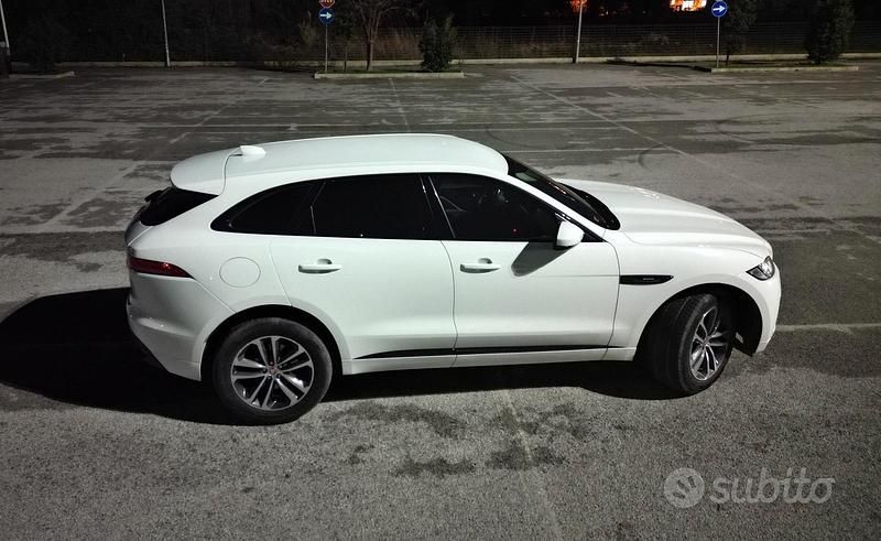 Usata Jaguar F-Pace R-Sport 241 CV (177 kW) 2017 Bianco SUV