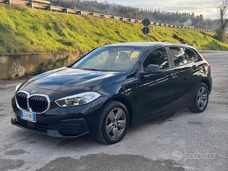 Usata BMW 116 Advantage 115 CV (84 kW) 2020 Nero Utilitaria