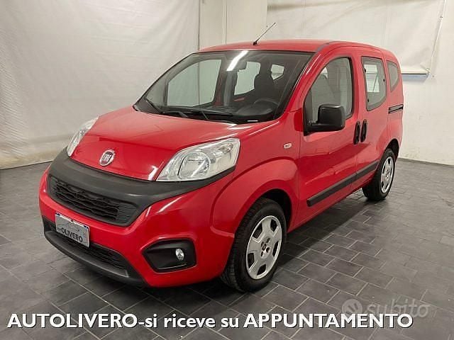 Occasion Fiat Qubo Trekking 80 ch (58 kW) 2018 Rouge Monospace