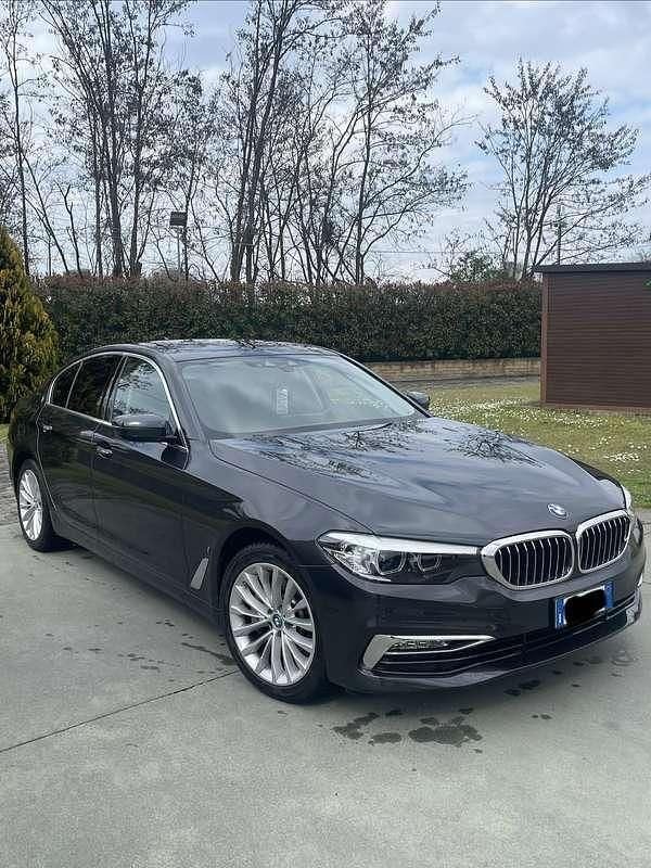 Usata BMW 530e Luxury Line 184 CV (135 kW) 2017 Berlina
