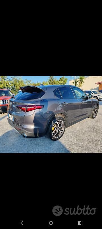 Usata Alfa Romeo Stelvio 210 CV (154 kW) 2019 Grigio SUV
