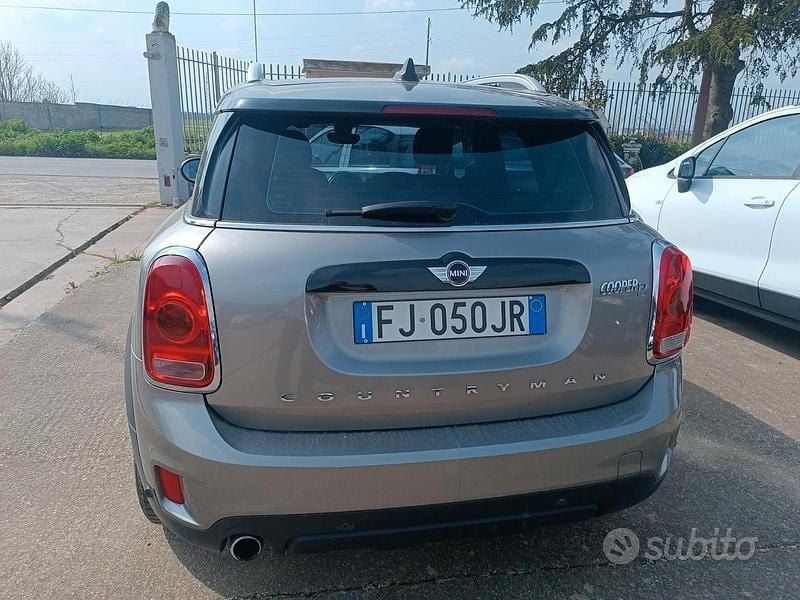 Usata Mini Cooper D Countryman Business 150 CV (110 kW) 2017 Marrone SUV