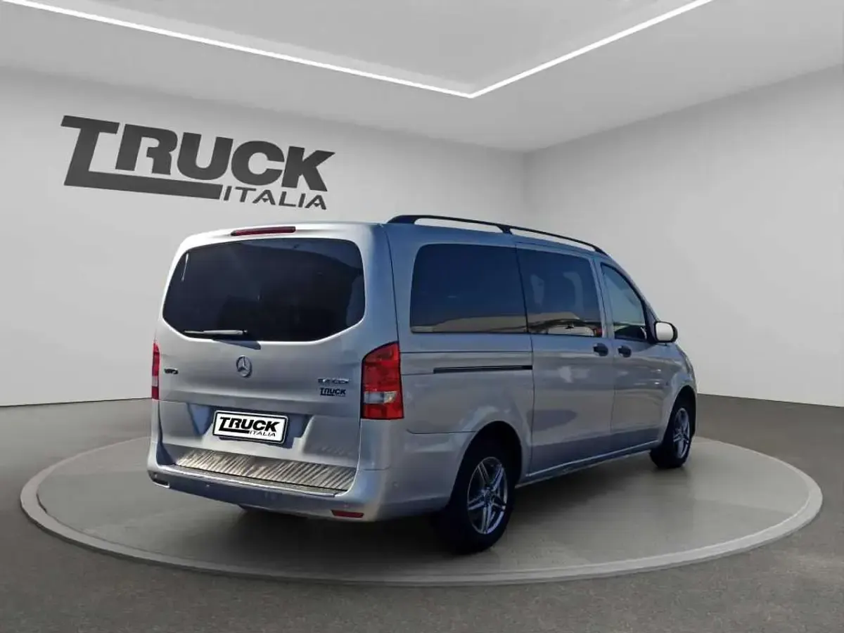 Usata Mercedes Vito 136 CV (100 kW) 2021 Argento Furgone