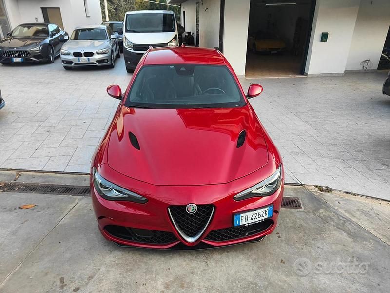 Usata Alfa Romeo Giulia Quadrifoglio 510 CV (375 kW) 2016 Rosso Berlina