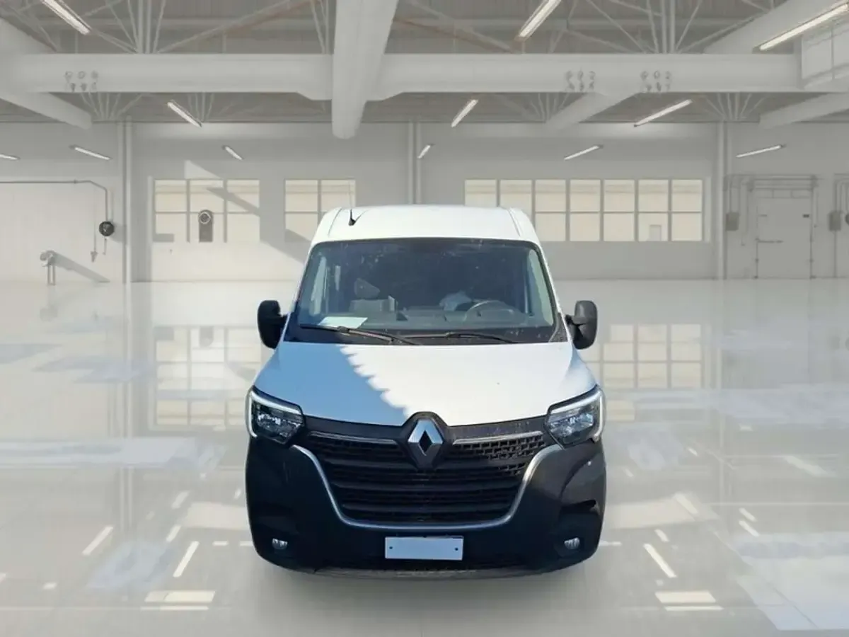 Usata Renault Master 136 CV (100 kW) 2022 Bianco Monovolume