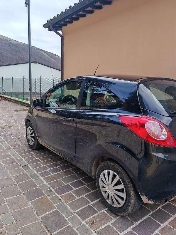 Usata Ford Ka 69 CV (50 kW) 2011 Nero Berlina