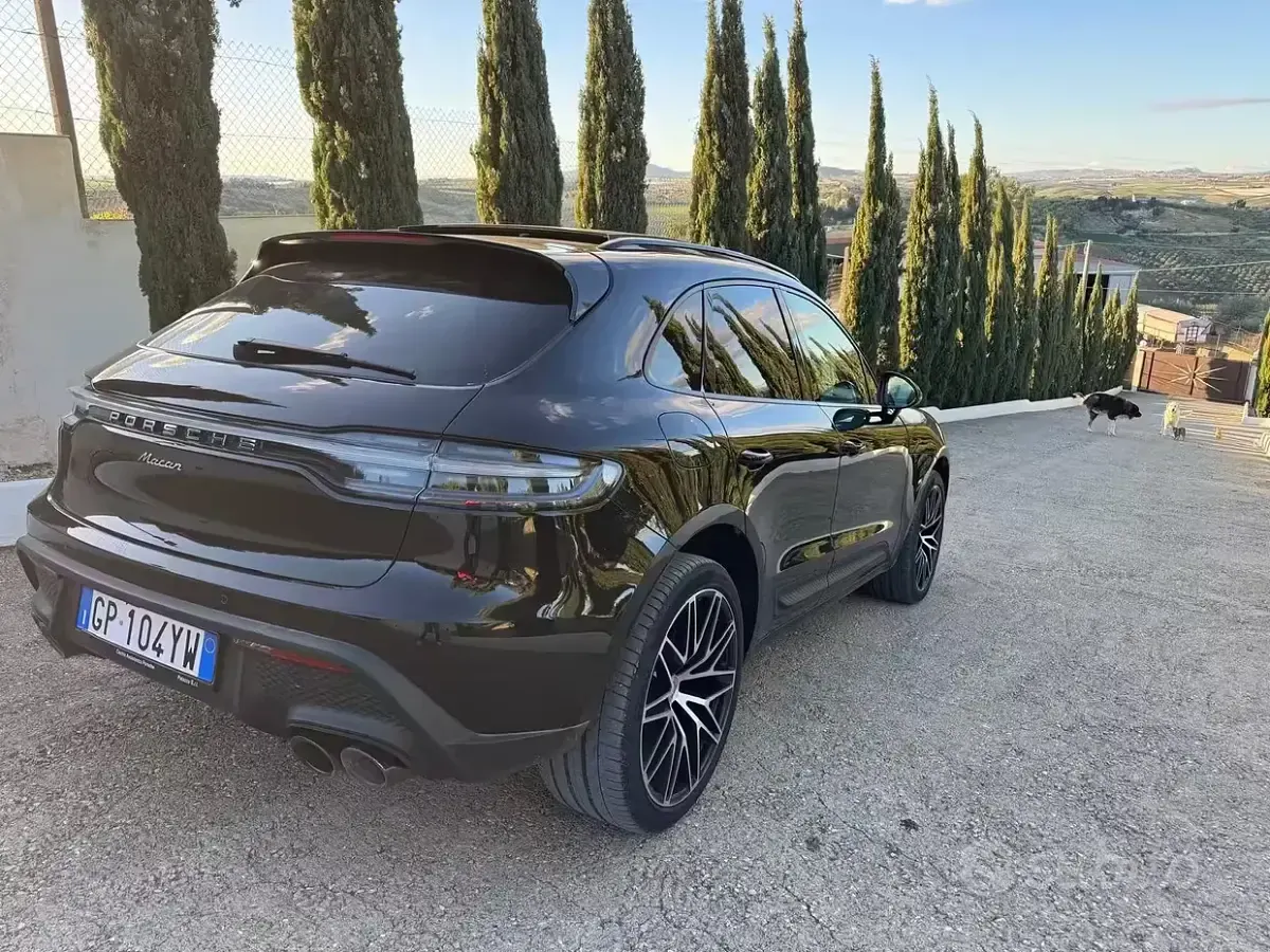 Usata Porsche Macan 265 CV (194 kW) 2023 Nero SUV