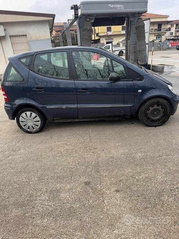 Usata Mercedes A140 Classic 81 CV (59 kW) 2003 Blu Berlina