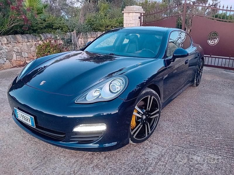 Usata Porsche Panamera 250 CV (183 kW) 2011 Blu Utilitaria