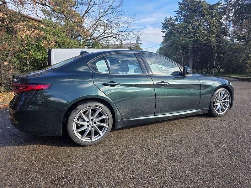 Usata Alfa Romeo Giulia Business 160 CV (117 kW) 2021 Verde Berlina