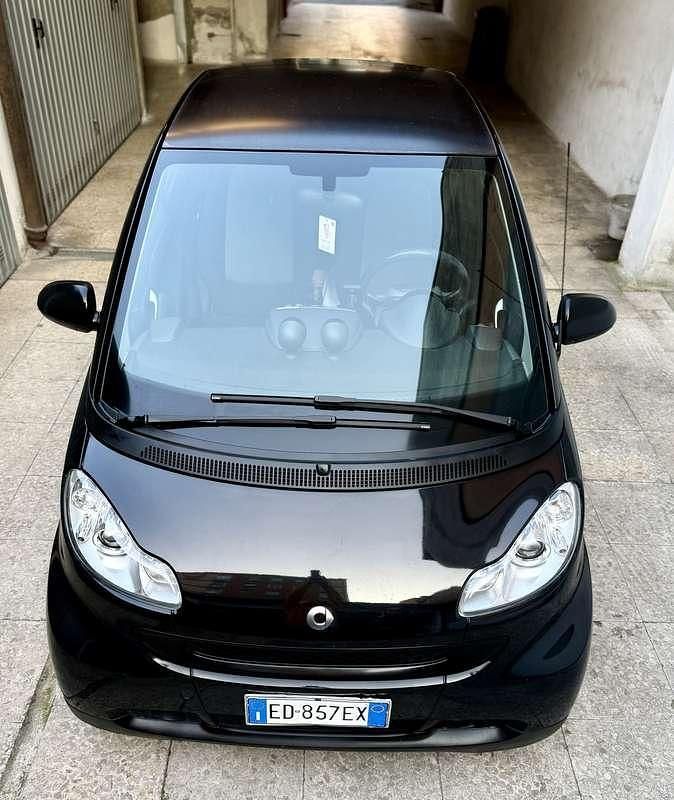 Usata 2010 Smart ForTwo Coupé Pulse Due volumi | 5500 € (Buon prezzo) - Immagine 1/4