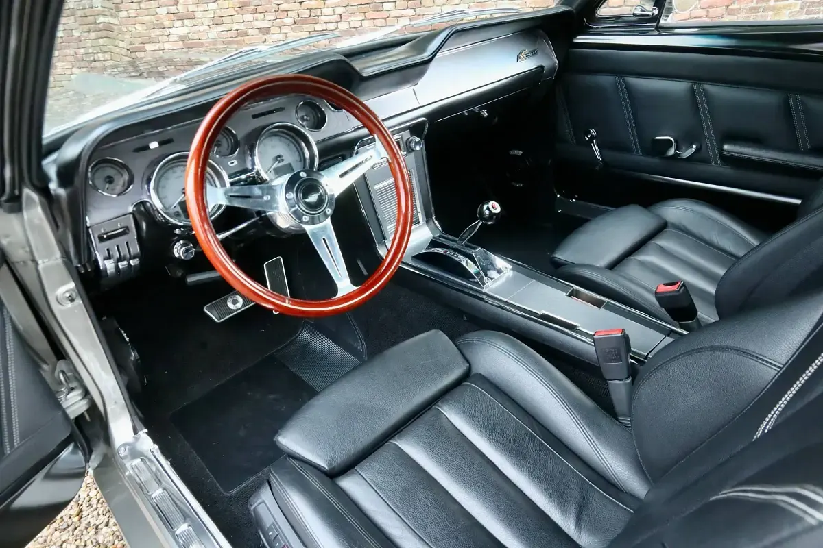 Usata Ford Shelby 400 CV (294 kW) 1968 Grigio Coupé