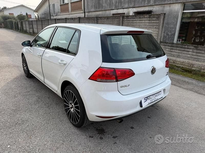 Usata VW Golf VII 110 CV (80 kW) 2016 Bianco Berlina