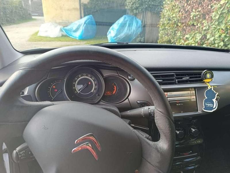 Usata Citroën C3 Feel 75 CV (55 kW) 2016 Berlina