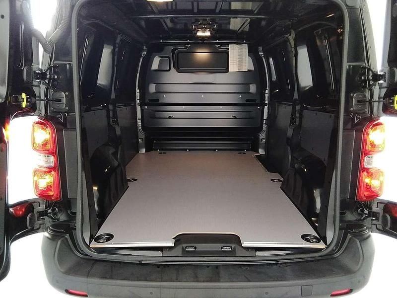 Usata Peugeot Expert Premium 144 CV (105 kW) 2023 Nero Furgone